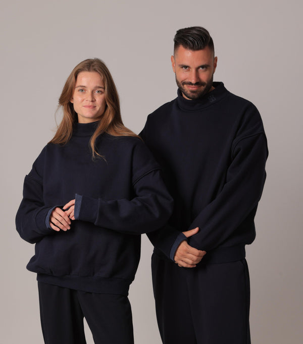 Oversized Sweatshirt Turtleneck alternate view